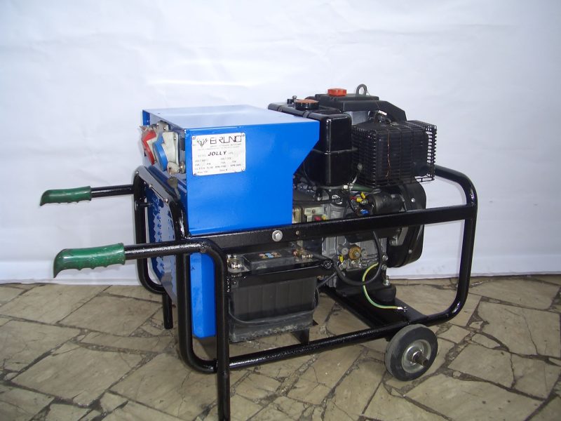 Gruppo Elettrogeno Diesel Aperto Usato, Marca : "BRUNO" Trifase/Monofase : 400/230 Volt €. 1.550 + Iva- - immagine 4