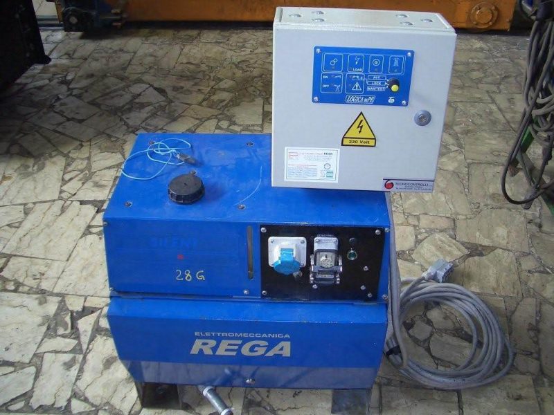 Gruppo Elettrogeno Silenziato Usato Marca : Mase, Mod. SP 2800/A.A. €. 1.500,00 + Iva- - immagine 3