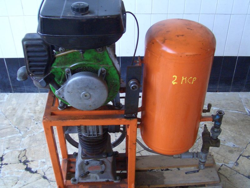 Motocompressore a Pistoni Balma/Lombardini USATO a Benzina €. 1.150,00 + Iva- - immagine 2