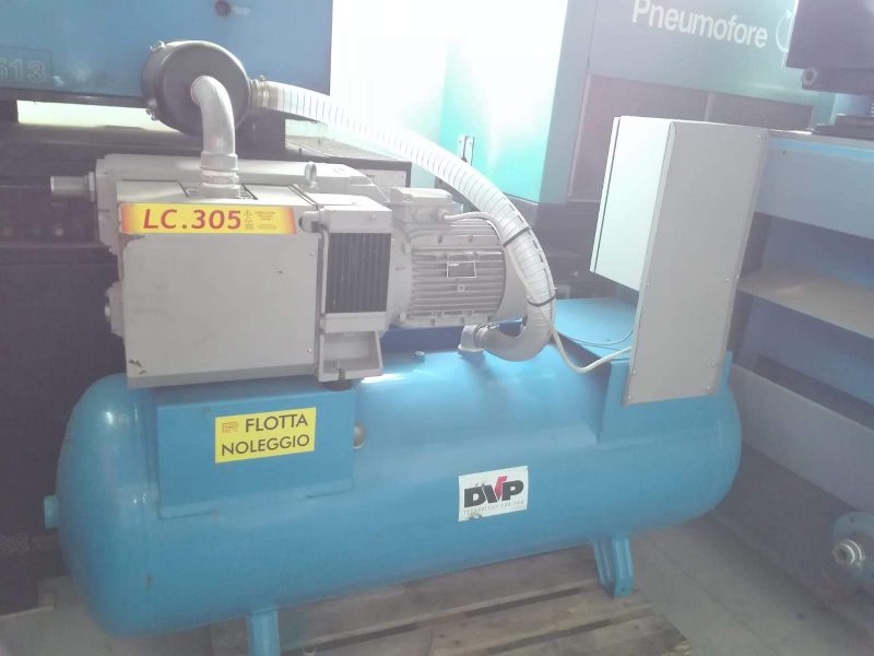 Pompa Per il Sottovuoto USATA, Portata : 305 Mc./Ora A -10 Mbar, Hp 10, Trifase, Marca : "DVP" Mod.: LC.305- €. 4.000,00 + Iva- - immagine 2