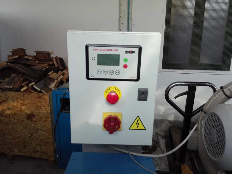 Pompa Per il Sottovuoto USATA, Portata : 305 Mc./Ora A -10 Mbar, Hp 10, Trifase, Marca : "DVP" Mod.: LC.305- €. 4.000,00 + Iva- - immagine 3