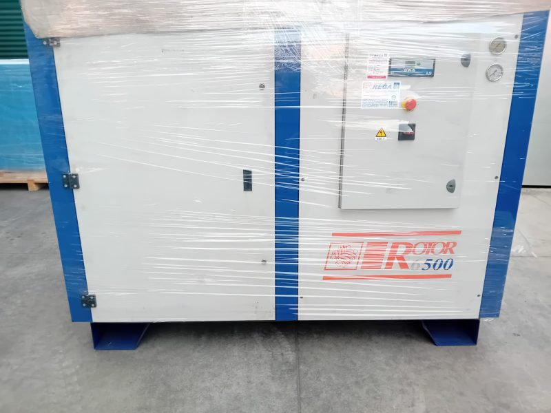 Compressore a Vite Silenziato a Giunto Diretto, USATO Hp 60- 10 Bar, Marca “La Padana” Mod.: Rotor 6500/D10 €. 12.000,00 + Iva-