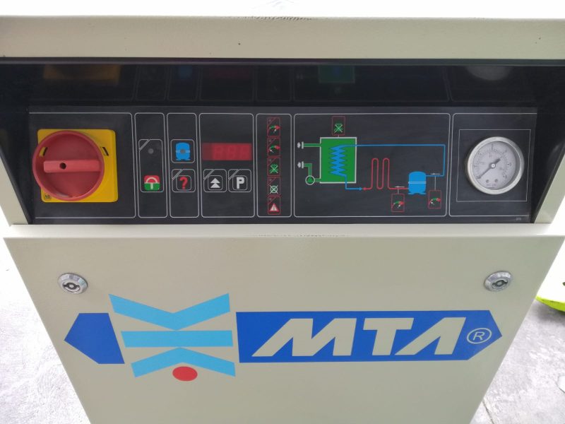 Refrigeratore Acqua e Liquidi Vari, USATO 5,8 KW. Marca : “M.T.A.” Mod.: TAE 020- €. 2.350,00 + Iva- - immagine 2