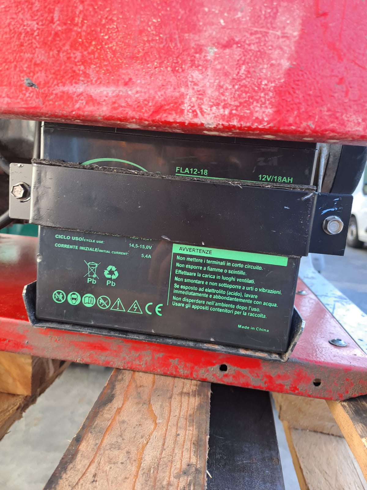 Gruppo Elettrogeno Diesel Aperto Usato, Monofase 5,7 Kva- 230 Volt, Marca Mosa, Mod.: GE S-6000 YDM Yanmar/Linz. Avviamento Elettrico €. 1.700,00 + Iva- - immagine 2